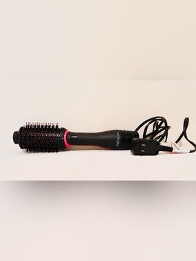 Revlon One-Step Volumizer Hair Dryer & Hot Air Brush-Black & Red, Like New!